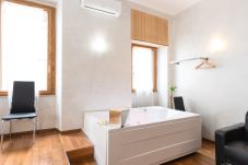 Affitto per camere a Roma - Luxury room con vasca idromassaggio