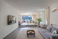 Appartamento a Dongo - Architect's house