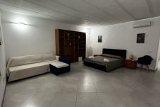 Apartment in Palermo - Ampio bilo nel cuore di palermo con wifi e ac