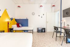 Rent by room in Livorno - Game Rooms - Pokemon Room