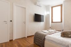 Rent by room in Rome - Luminosa stanza in via di ripetta route 66